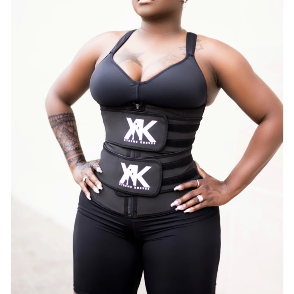 Xtreme Curves Waist Trainer 4X NWT